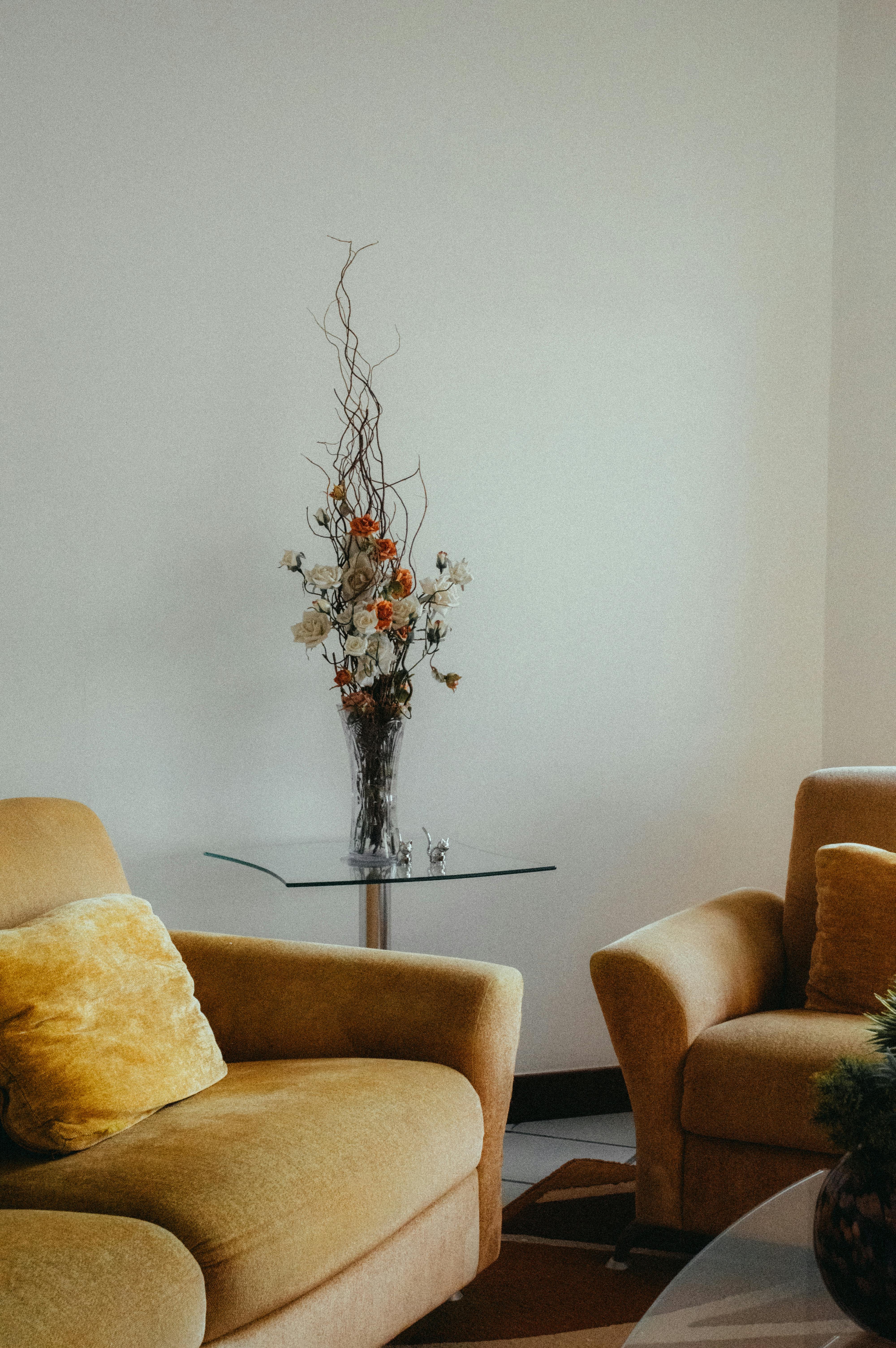 10 Objets Déco Essentiels pour un Salon Élégant et Unique